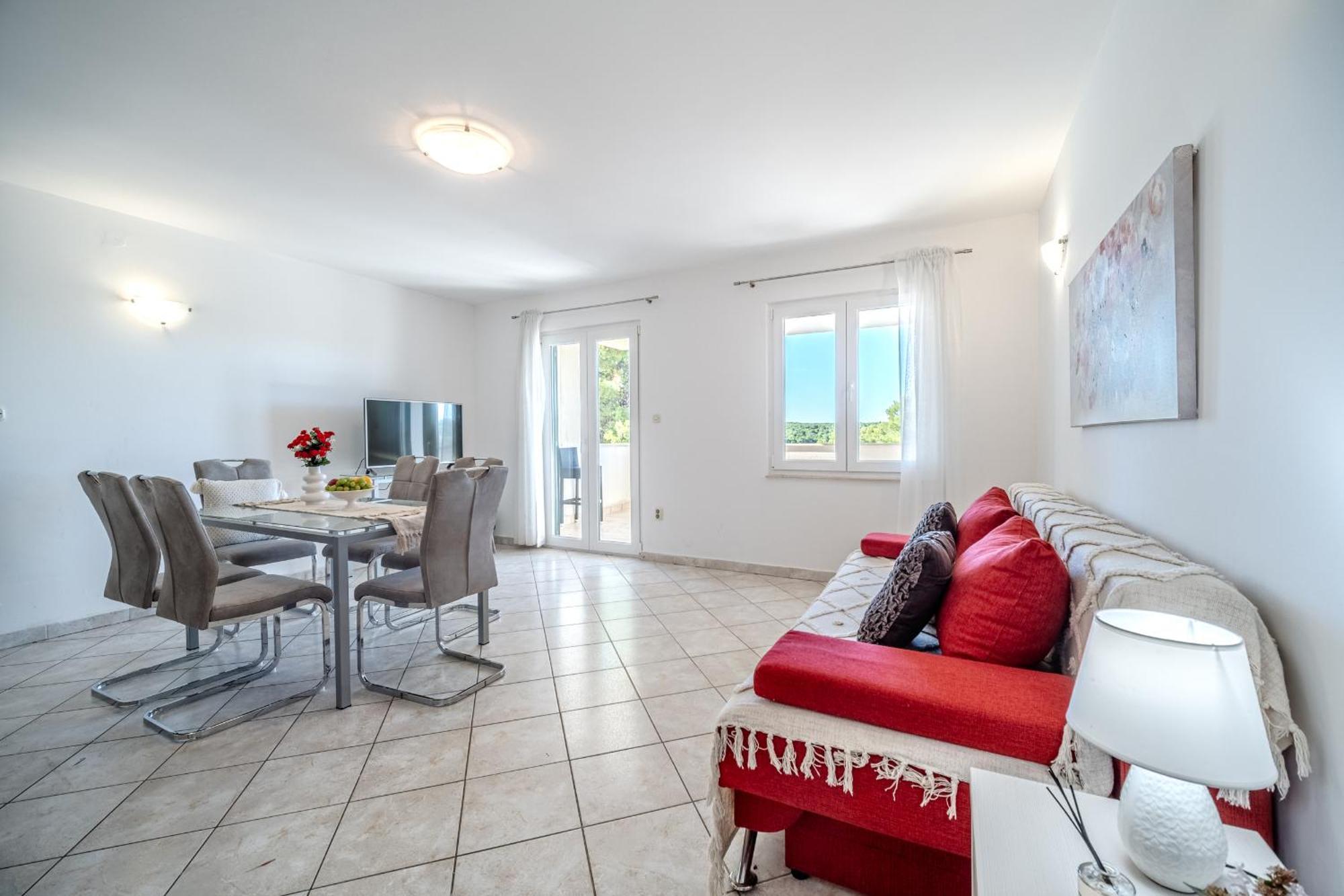 Apartment Milna - With Swimming Pool & Amazing Seaviews, Above Bijaka Beach Eksteriør billede